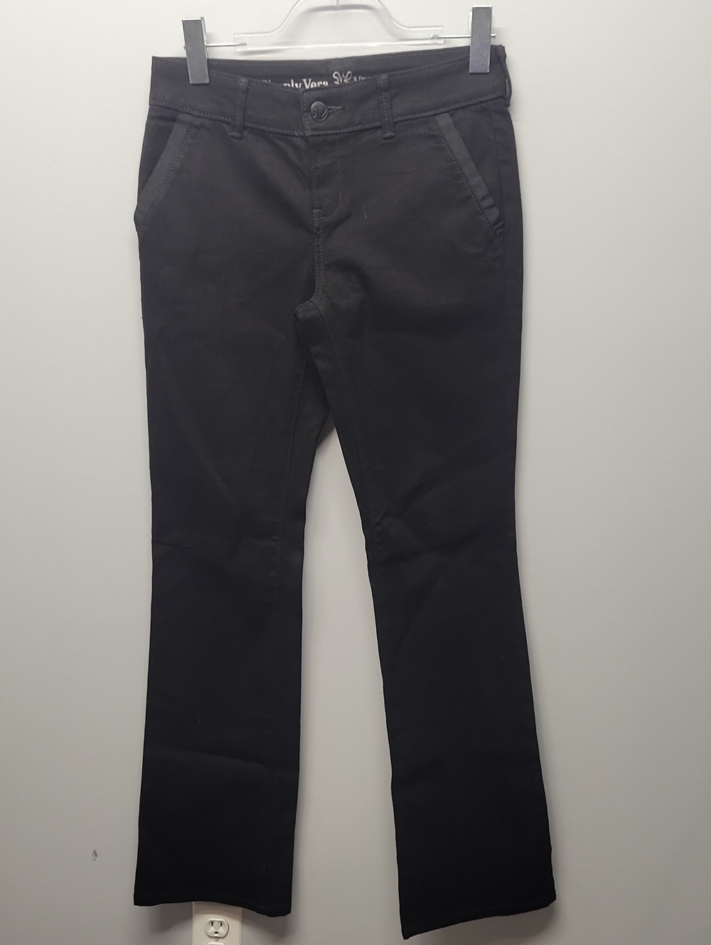 Simply Vera Vera Wang black western mid rise boot cut jeans 2 28x32